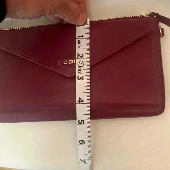 LODIS Berry Leather Organizer Small Crossbody/Clutch Bag - Picture 4 of 7